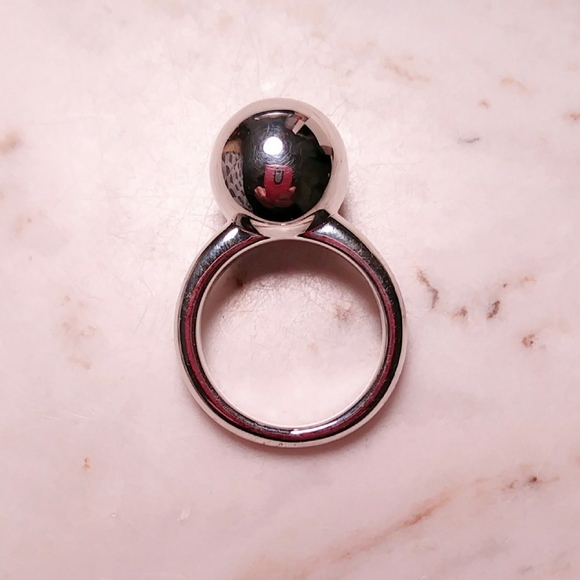 Sevilla Jewelry - SS ball bead ring